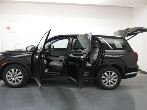 Used 2024 Hyundai Palisade SEL FWD image 26