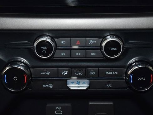 Used 2025 Ford F150 XLT w/ Equipment Group 301A Standard AWD/4WD image 19