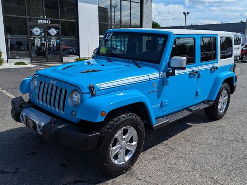 Used 2017 Jeep Wrangler Unlimited Sahara w/ Quick Order Package 24E Chief AWD/4WD image 2