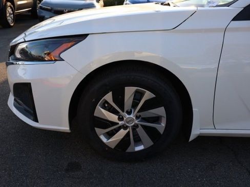 New 2025 Nissan Altima 2.5 S image 11
