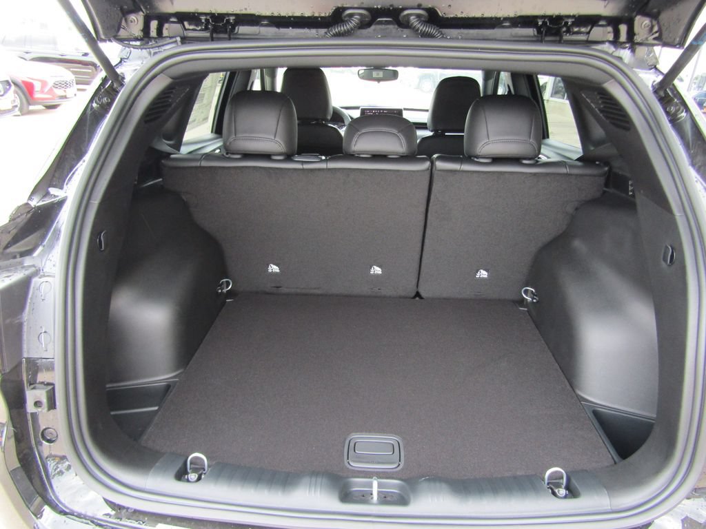 New 2026 Jeep Compass Latitude AWD/4WD image 31