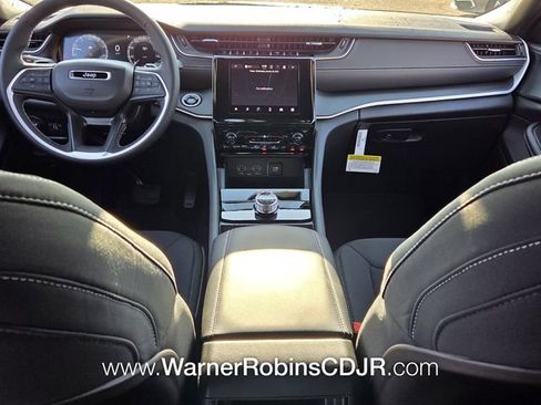 New 2026 Jeep Grand Cherokee Laredo RWD image 8