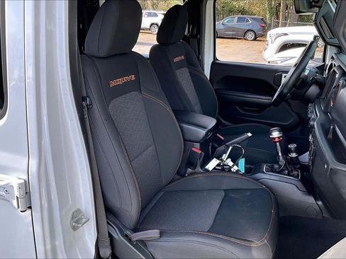 Used 2021 Jeep Gladiator Mojave image 9