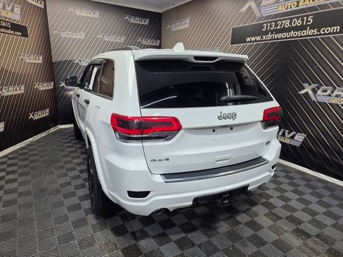 Used 2015 Jeep Grand Cherokee Overland w/ Advanced Technology Group AWD/4WD image 10