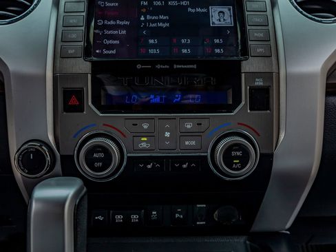 Used 2020 Toyota Tundra Limited w/ Limited Premium Package image 27