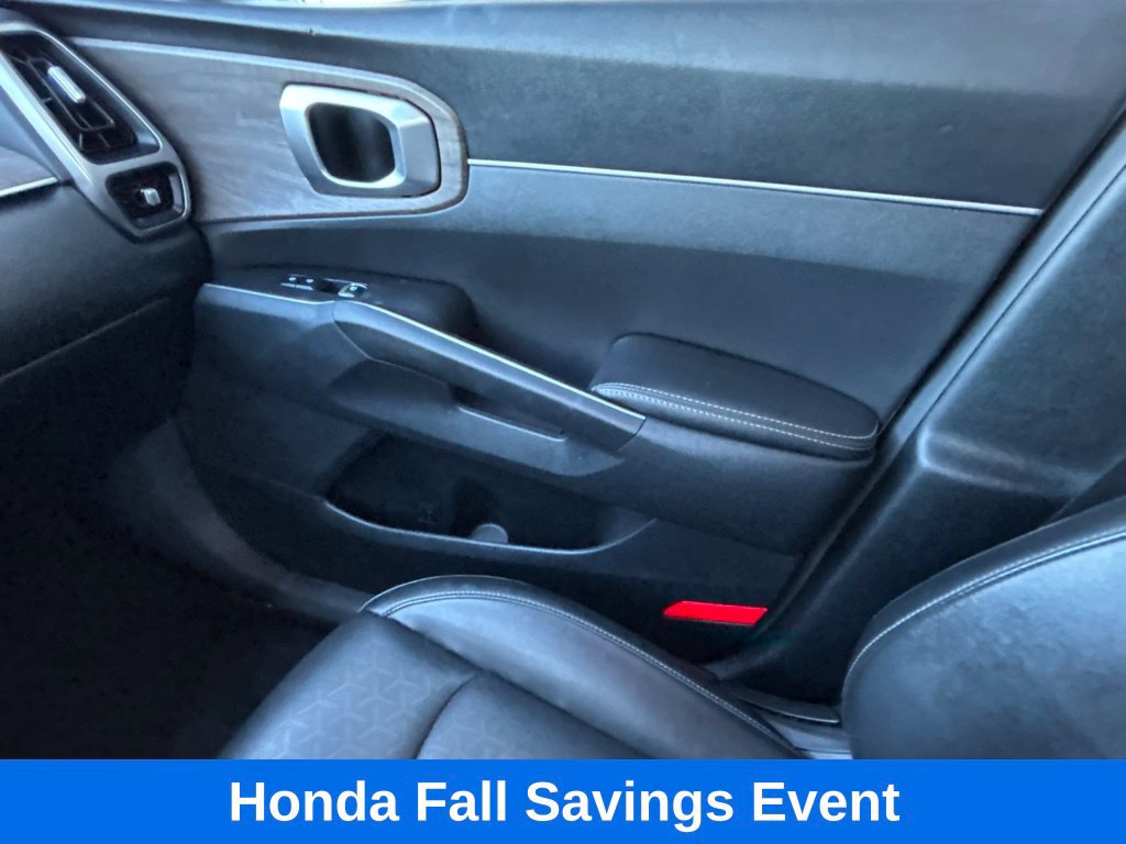 Used 2022 Kia Sorento EX FWD image 18