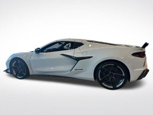 New 2026 Chevrolet Corvette Z06 RWD image 2