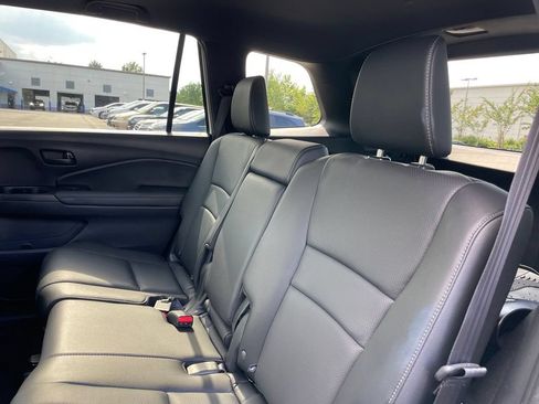 Used 2025 Honda Passport EX-L image 40