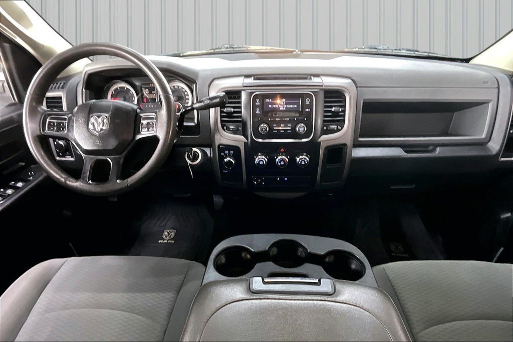 Used 2016 RAM 1500 ST w/ SXT Appearance Group AWD/4WD image 7
