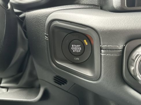 New 2026 Jeep Gladiator Sport image 25