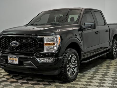 Used 2021 Ford F150 XL w/ STX Appearance Package image 4