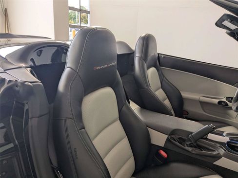 Used 2010 Chevrolet Corvette Grand Sport w/ Preferred Equipment Group RWD image 13