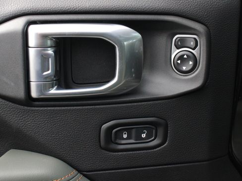 New 2026 Jeep Gladiator Mojave AWD/4WD image 7