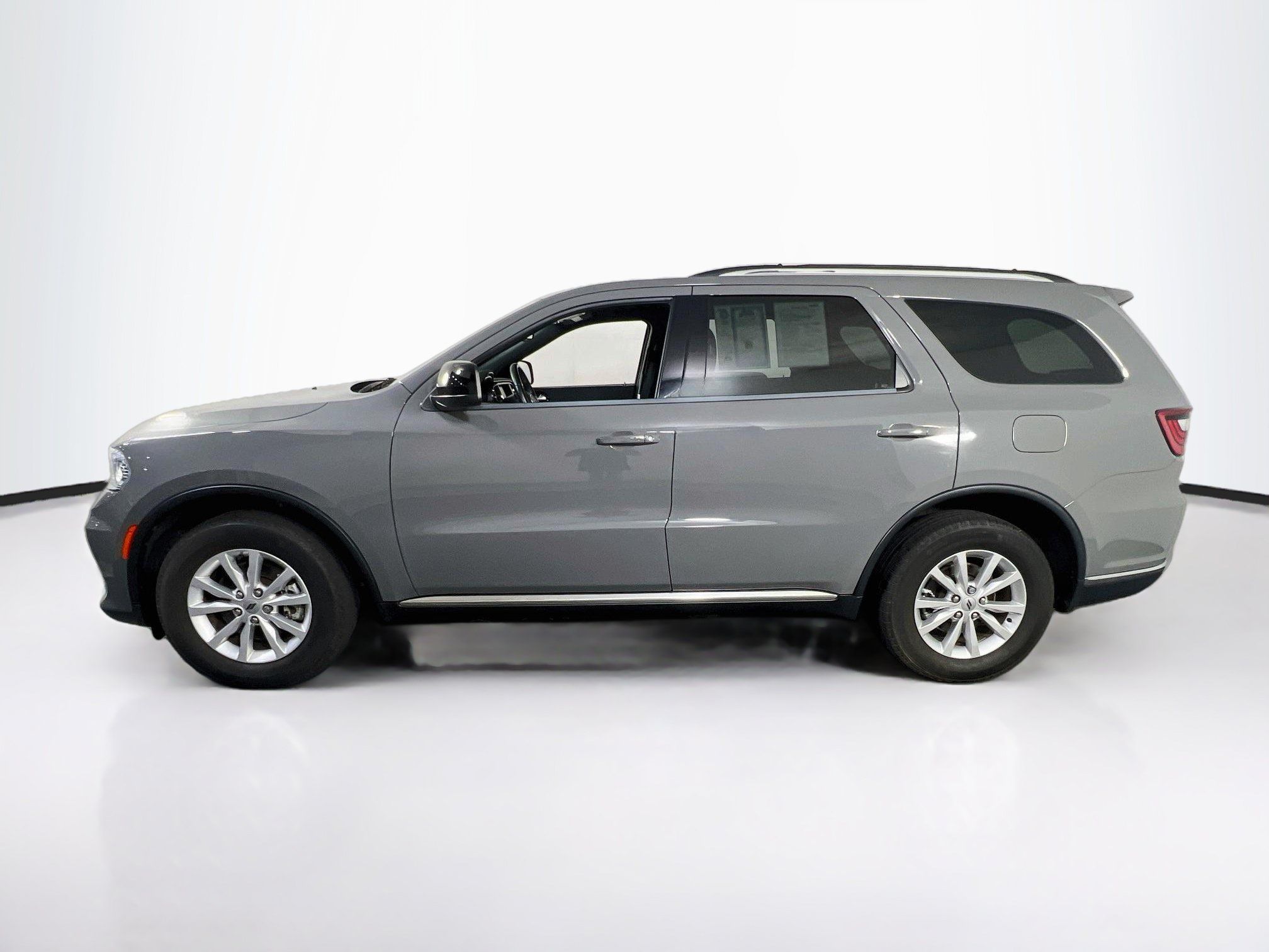 Used 2023 Dodge Durango SXT Launch Edition AWD/4WD image 8