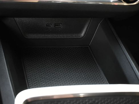 New 2026 Chevrolet Equinox ACTIV AWD/4WD image 21
