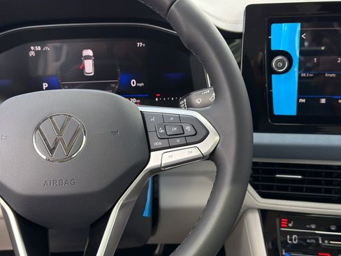 New 2026 Volkswagen Jetta SE image 18