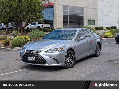 Used 2025 Lexus ES 300h w/ Premium Package