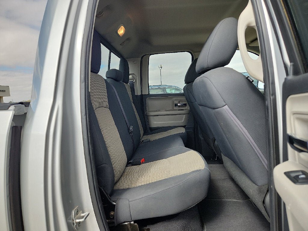 Used 2012 RAM 1500 Classic SLT RWD image 11