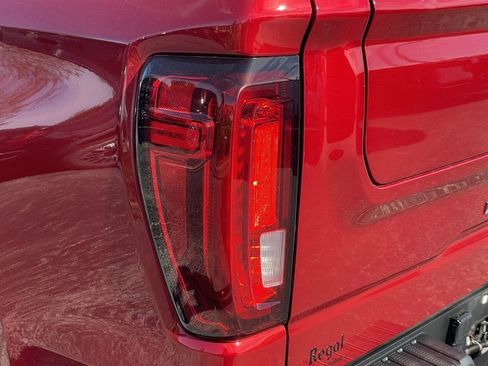 Certified 2023 GMC Sierra 1500 Denali image 8