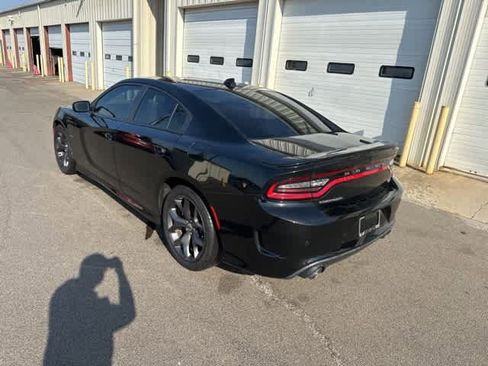 Used 2018 Dodge Charger R/T w/ Plus Group image 16