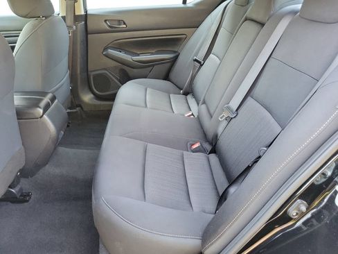 Used 2024 Nissan Altima 2.5 SV FWD image 23