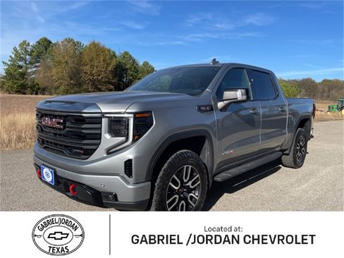 Used 2024 GMC Sierra 1500 AT4 w/ AT4 Premium Package image 1