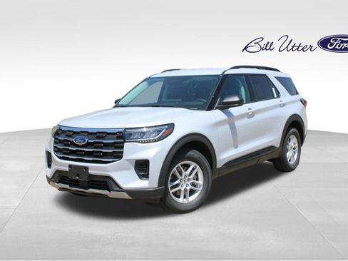 New 2026 Ford Explorer Active RWD image 1