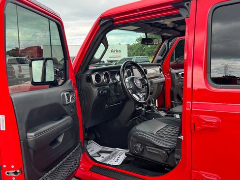 Used 2021 Jeep Gladiator Overland AWD/4WD image 22