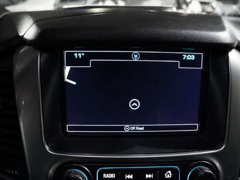 Used 2020 Chevrolet Suburban Premier image 8