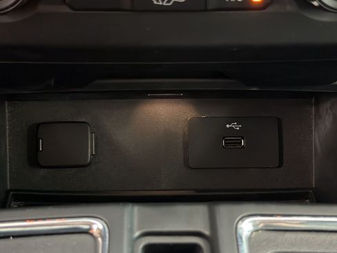 Used 2016 Ford F150 XL w/ Equipment Group 101A Mid RWD image 31