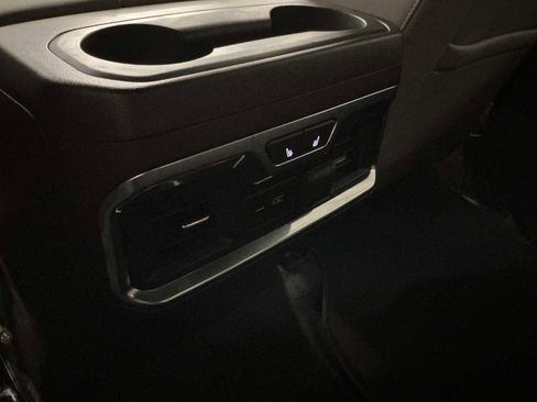 Used 2020 GMC Sierra 1500 SLT w/ SLT Premium Plus Package image 17