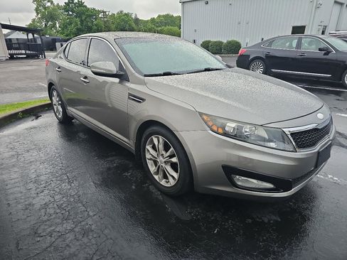 Used 2013 Kia Optima EX w/ Premium Pkg FWD image 3