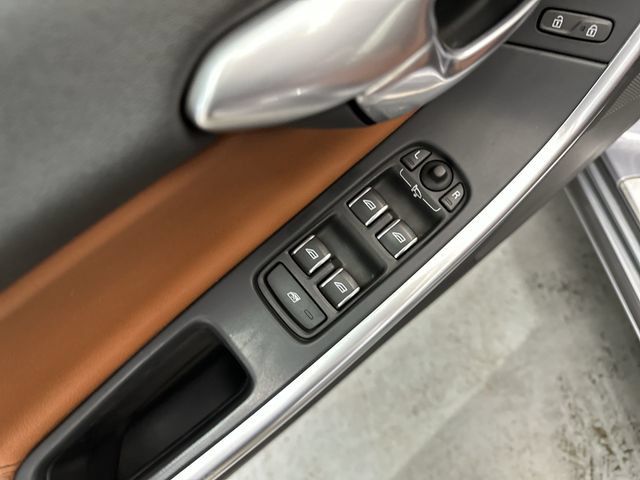 Used 2017 Volvo S60 T5 Inscription AWD/4WD image 18