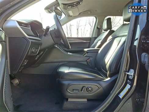 Used 2022 Jeep Grand Cherokee L Limited image 17