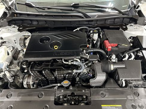 Used 2019 Nissan Altima 2.5 S FWD image 24