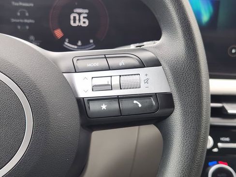 Used 2025 Hyundai Tucson SEL FWD image 22