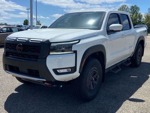 New 2026 Nissan Frontier PRO-4X w/ Pro Premium Package AWD/4WD image 9
