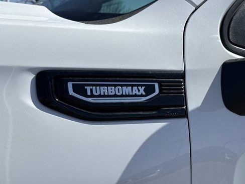 New 2026 GMC Sierra 1500 Pro w/ Graphite Edition image 9