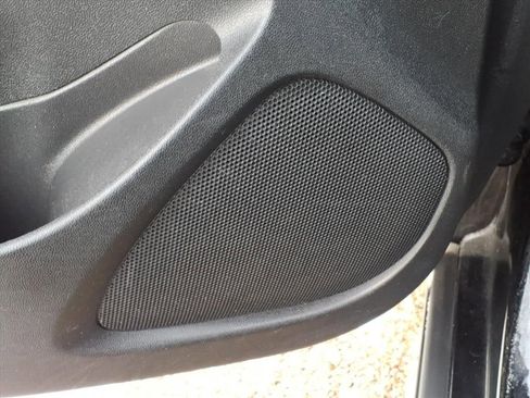 Used 2021 Chevrolet Malibu LT image 14