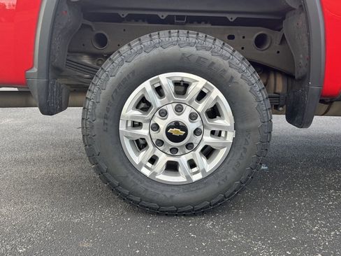 Used 2024 Chevrolet Silverado 2500 LT w/ Convenience Package image 36