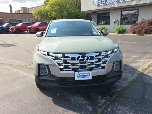 Used 2024 Hyundai Santa Cruz SEL AWD/4WD image 2
