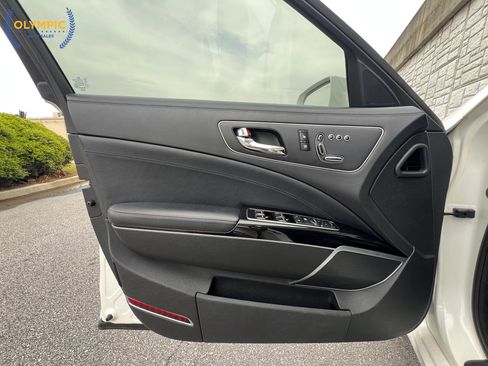 Used 2016 Kia K900 Premium RWD image 47