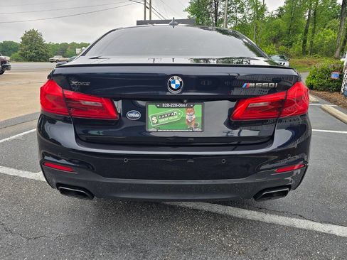 Used 2018 BMW M550i xDrive w/ Driving Assistance Package AWD/4WD image 5