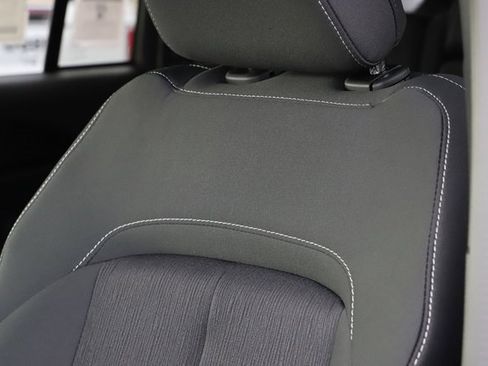 New 2025 Jeep Grand Cherokee 4WD image 13