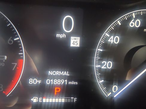 Used 2024 Honda HR-V LX image 24