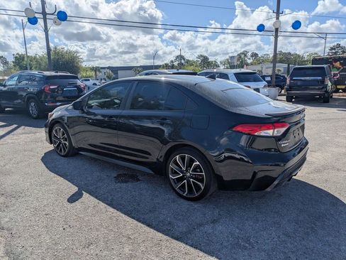 Used 2020 Toyota Corolla SE w/ SE Premium Package image 5