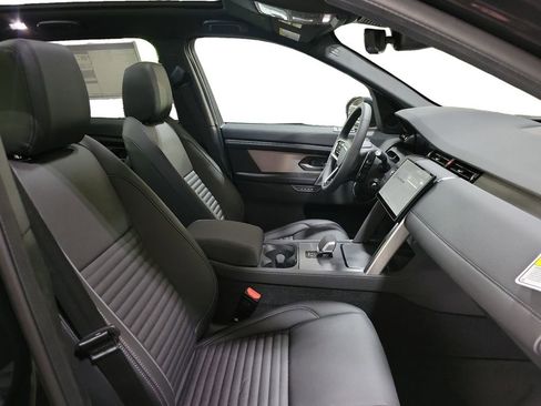 New 2025 Land Rover Discovery Sport Dynamic SE image 29