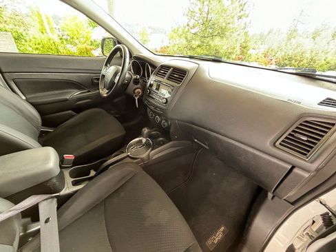 Used 2015 Mitsubishi Outlander Sport ES FWD image 30