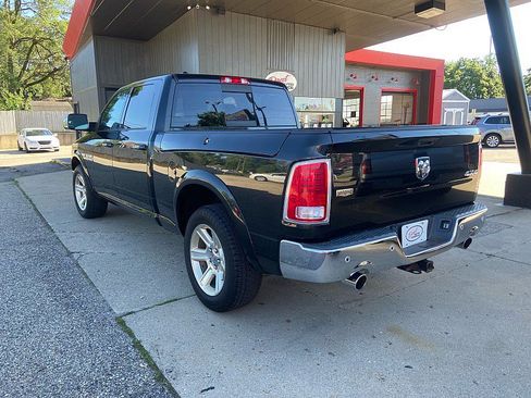 Used 2017 RAM 1500 Laramie AWD/4WD image 2
