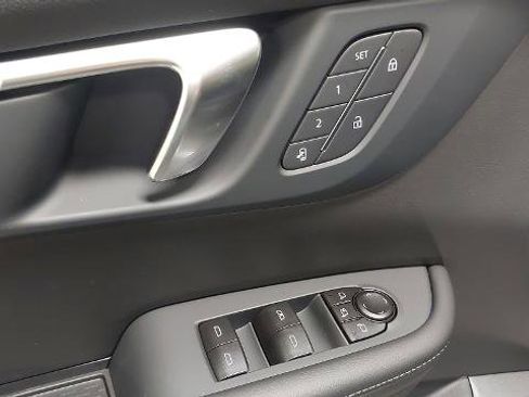 New 2026 Buick Enclave Preferred w/ Power Package image 25